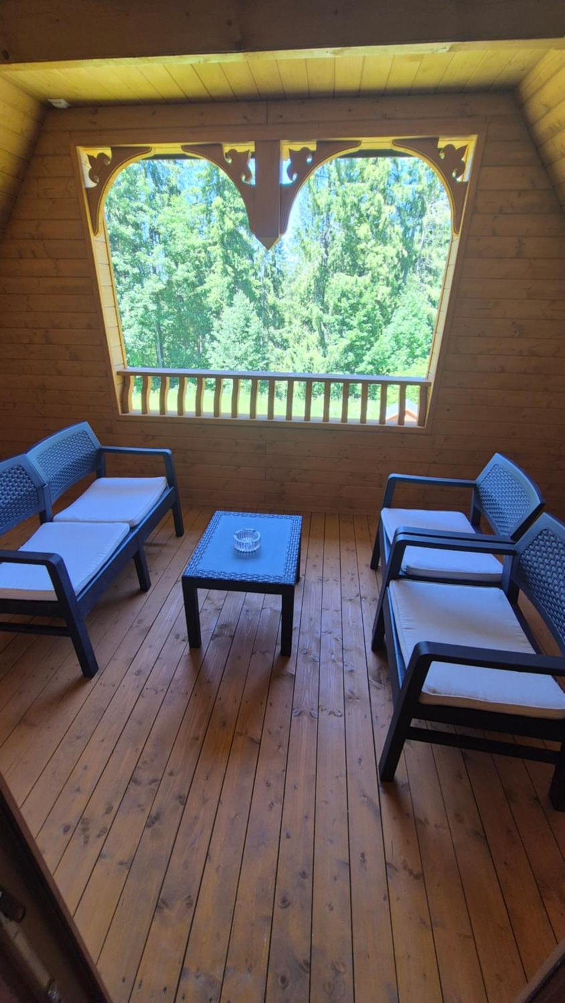 Villa Dworek Na Skraju Lasu